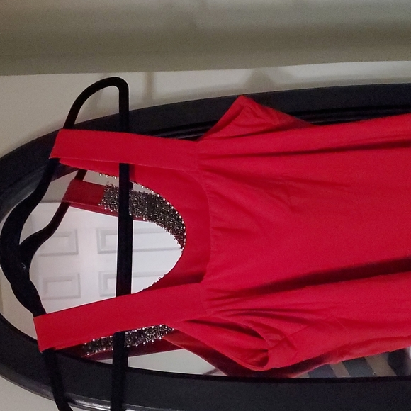 Dress - Picture 5 of 5